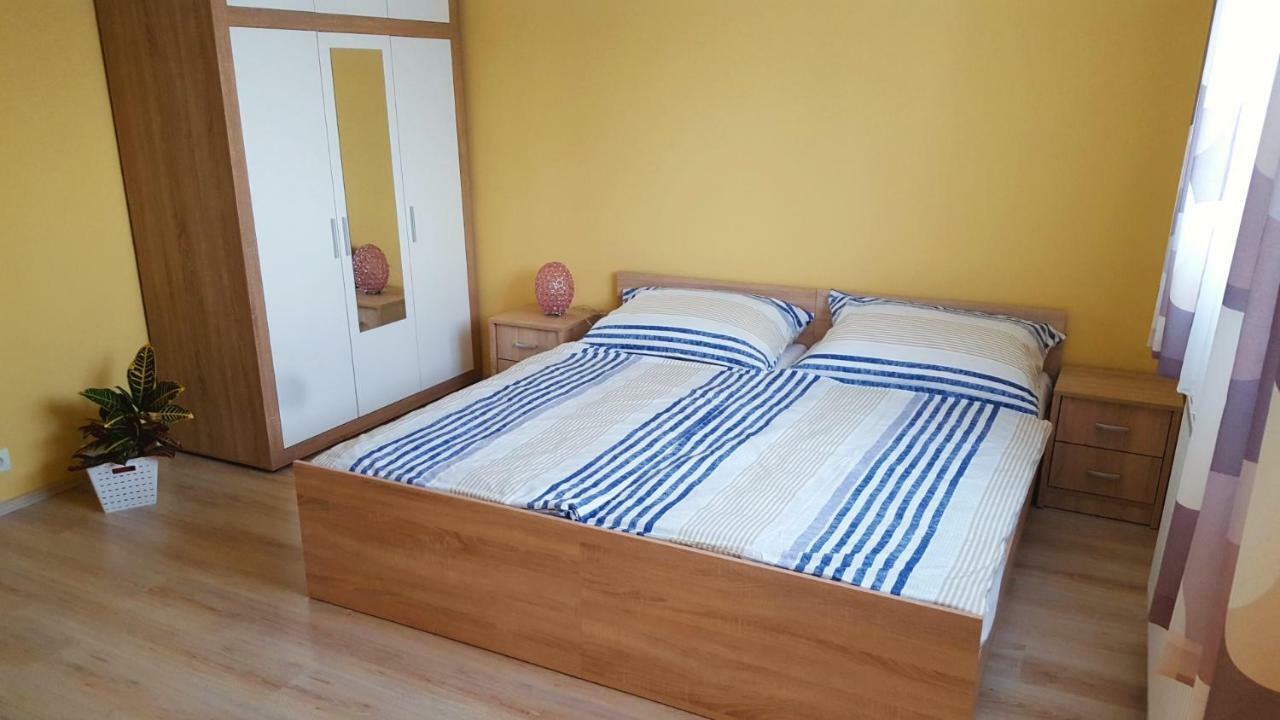Seven Apartment Keszthely Ngoại thất bức ảnh