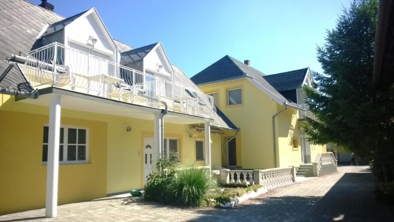 Seven Apartment Keszthely Ngoại thất bức ảnh